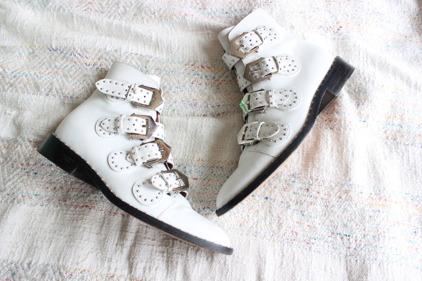 Givenchy Bottine Elegant White Studded Strap Leather Pointed Toe Boots Size 10.5